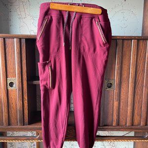 Jaanuu Scrubs  Heather Wine WOMEN’S ROSE TRIM 10-POCKET JOGGER Medium